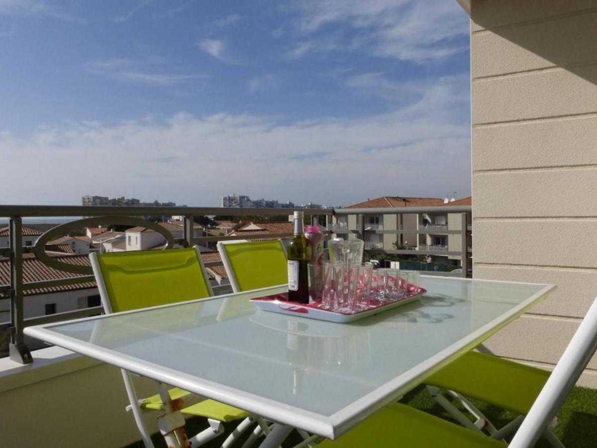 Appartement 2 Pieces Avec Balcon, Parking Et Proche Plage A Saint-Gilles-Croix-De-Vie - Fr-1-224-587 Exterior photo